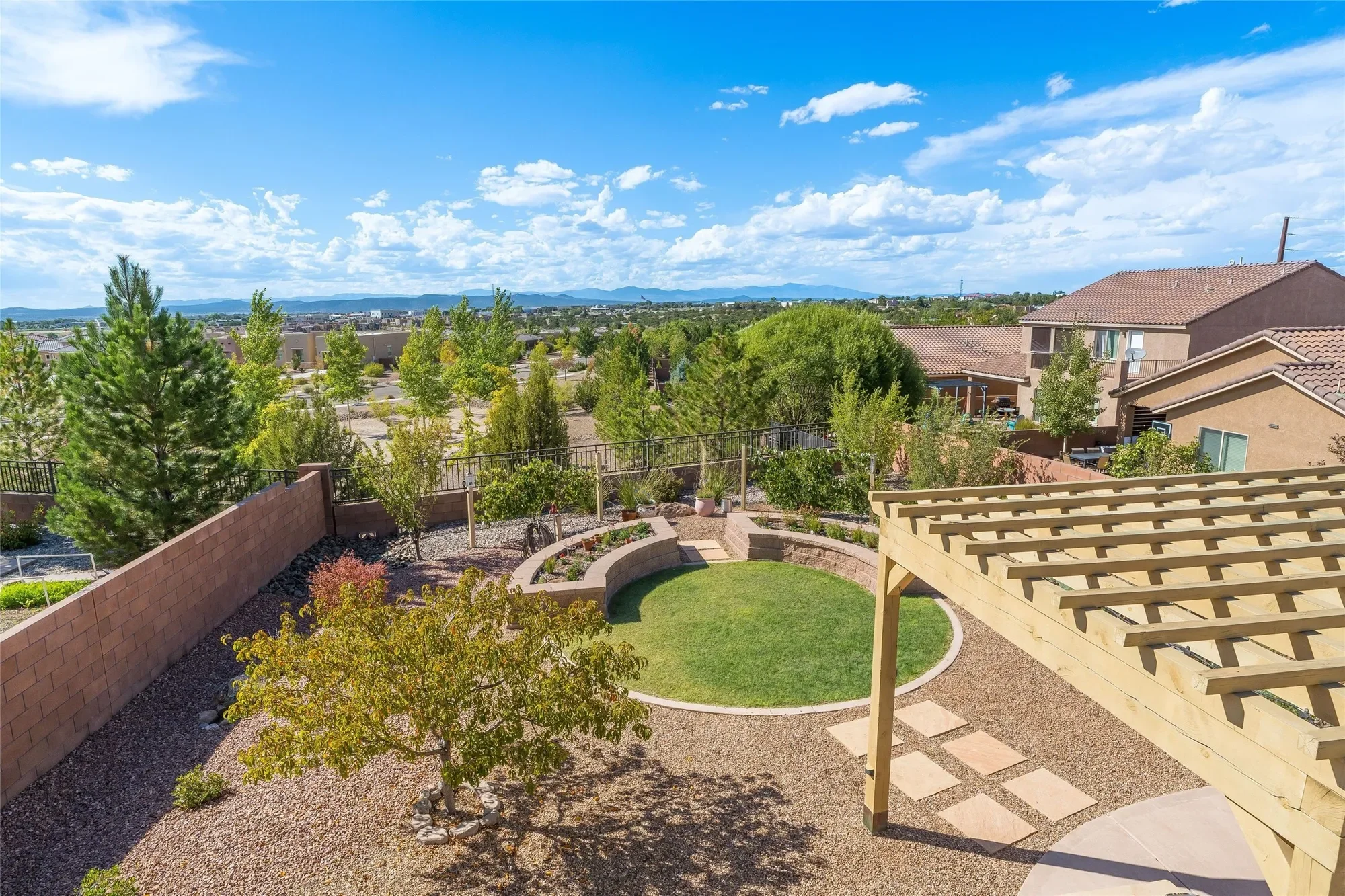4193 Las Brisas , Santa Fe, NM 87507, Santa Fe, New Mexico, United States. - Photo 26