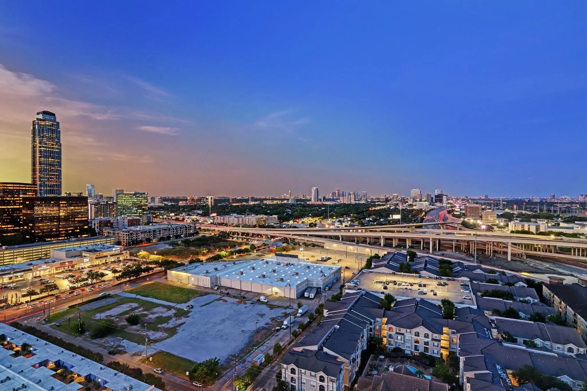 3350 Mccue Road 2404, Houston, Texas, United States. - Photo 18