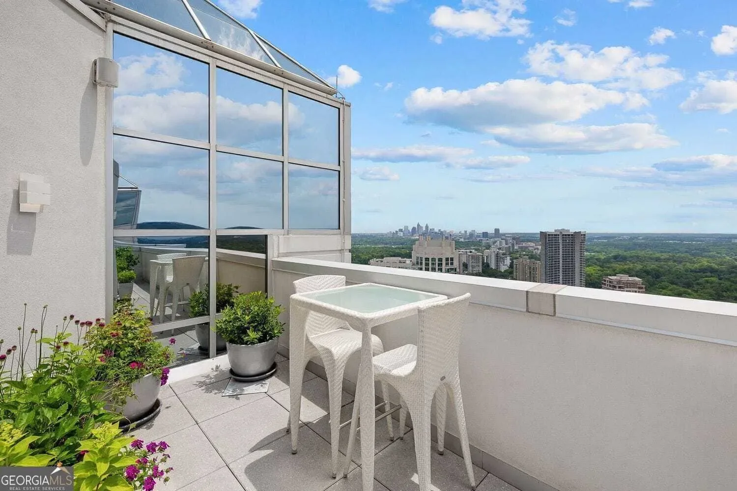 2828 Peachtree Road NW, Atlanta, Georgia, United States. - Photo 12