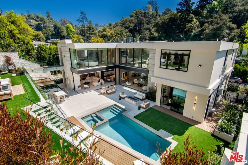 2641 Hutton Drive, Beverly Hills, California, United States. - Photo 56