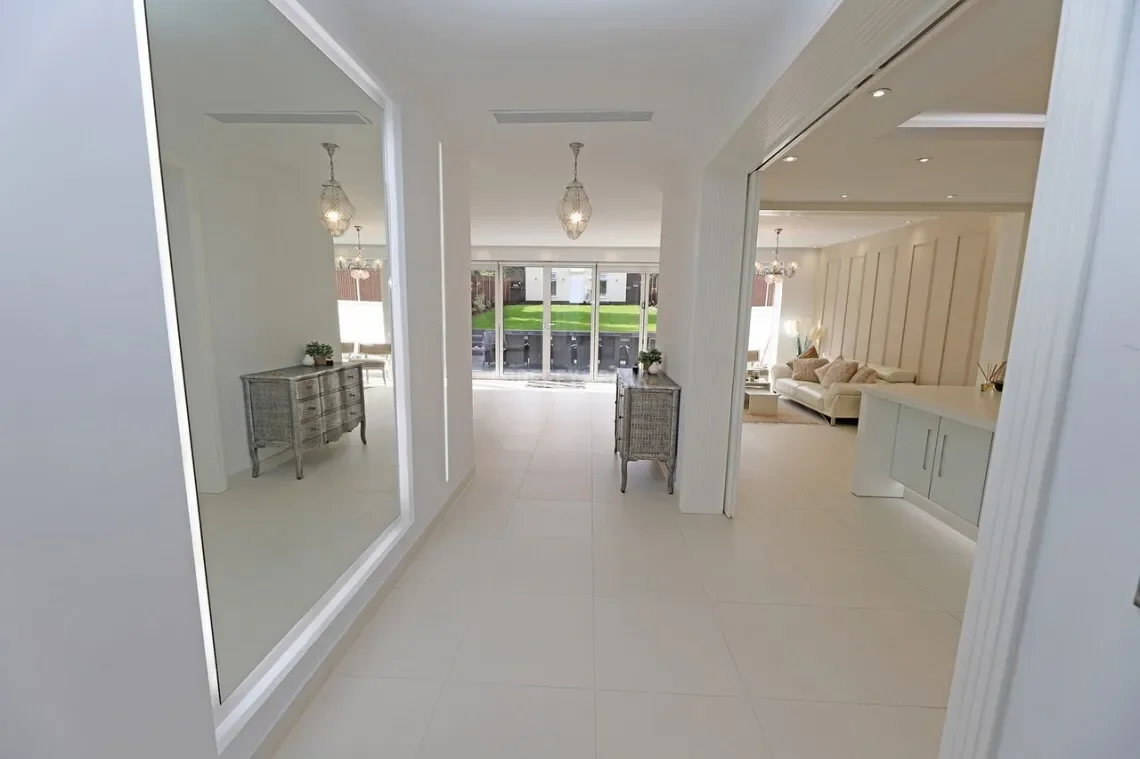 Tenterden Gardens Hendon NW4, London, England, United Kingdom. - Photo 3