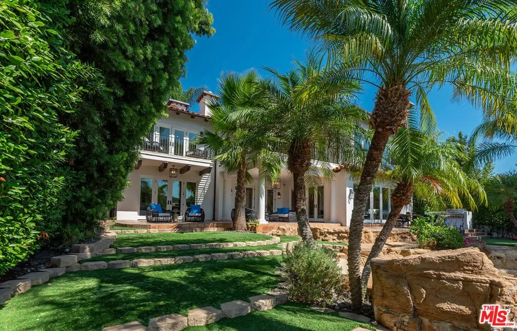 9928 Toluca Lake Avenue, Los Angeles, California, United States. - Photo 42