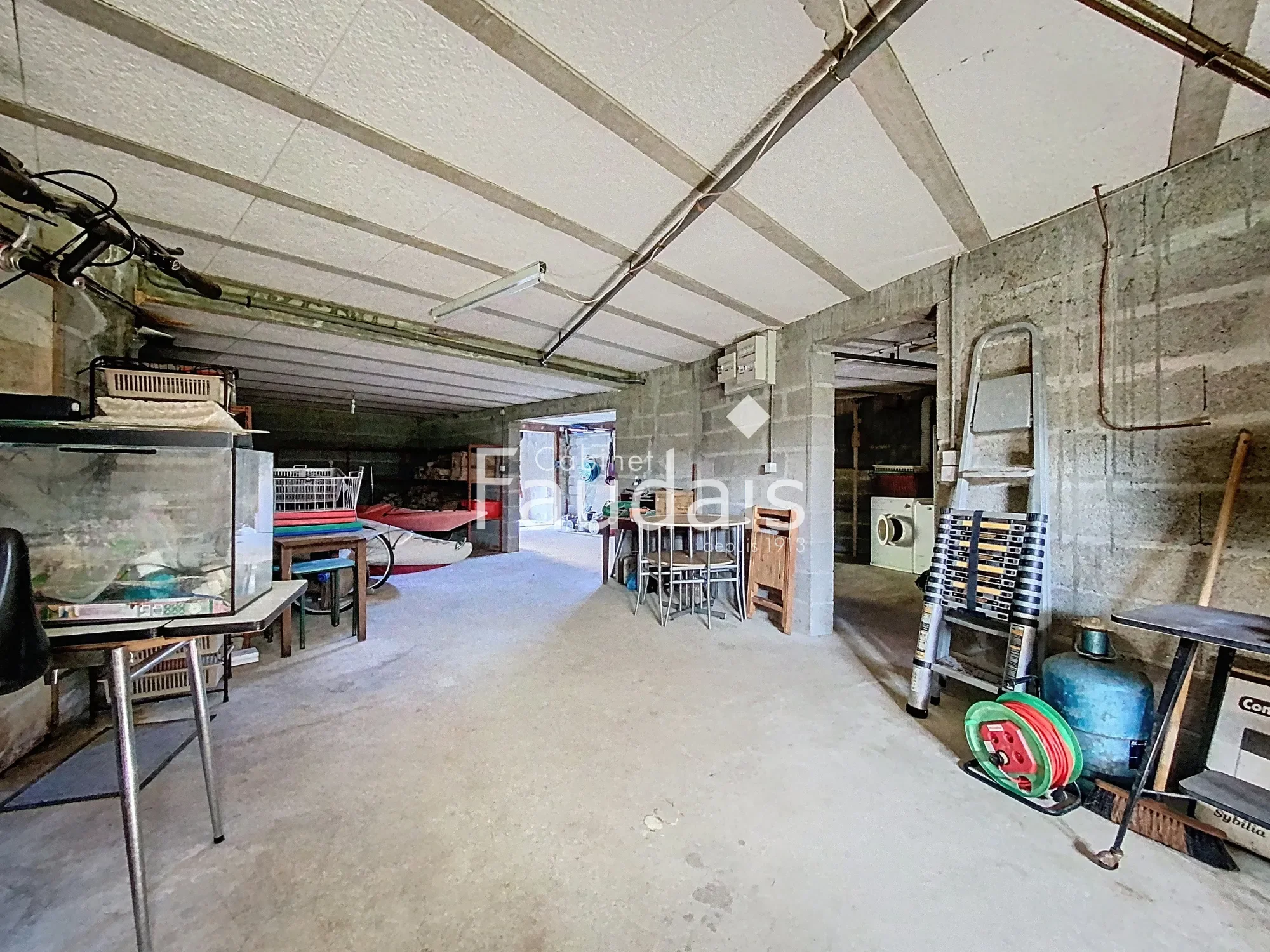 Port-Bail-sur-Mer, Normandy, France. - Photo 17