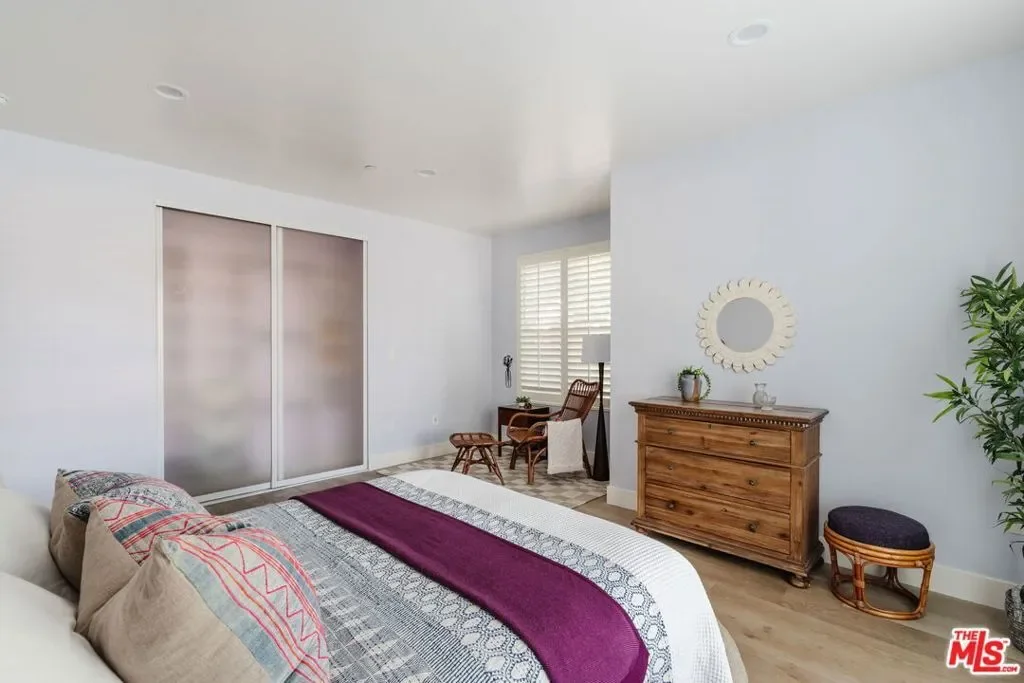 4925 Wilshire Boulevard 103, Los Angeles, California, United States. - Photo 13
