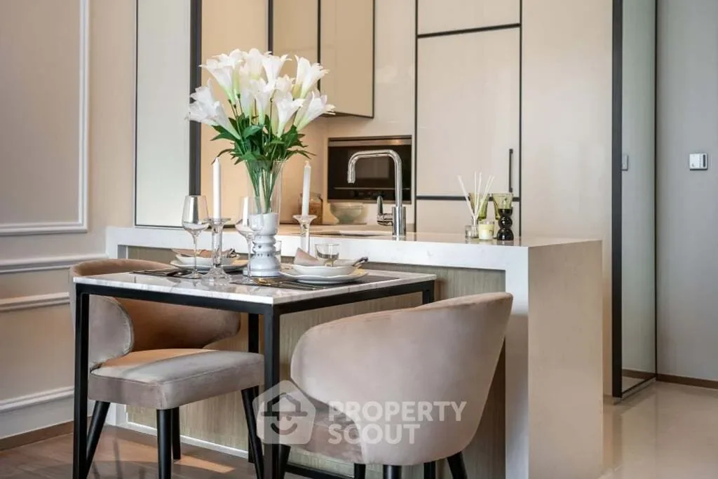 Soi Sukhumvit 32, Khwaeng Khlong Tan, Khet Khlong Toei, Krung Thep Maha Nakhon 10110, Thailand, Bangkok, Krung Thep Maha Nakhon, Thailand. - Photo 2