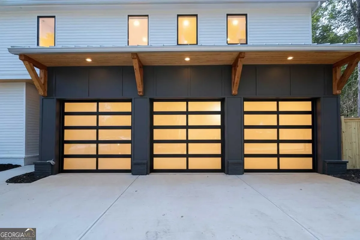 Exterior photo 12
