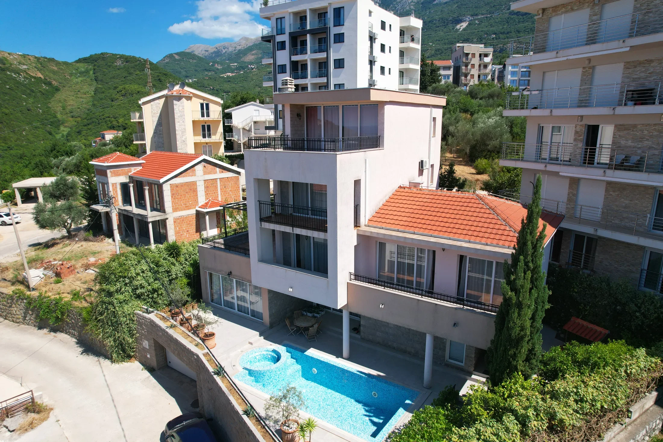 Budva, Bečići, Budva Municipality, Montenegro. - Photo 11