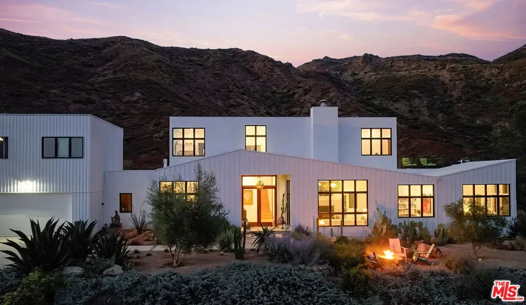 34067 Mulholland Highway, Malibu, California, United States. - Photo 51
