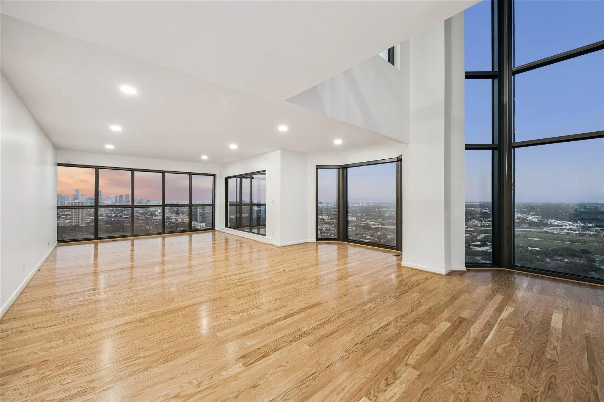 2001 Holcombe Boulevard 4006, Houston, Texas, United States. - Photo 3