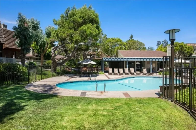 4320 Glencoe Avenue 2, Marina del Rey, California, United States. - Photo 23