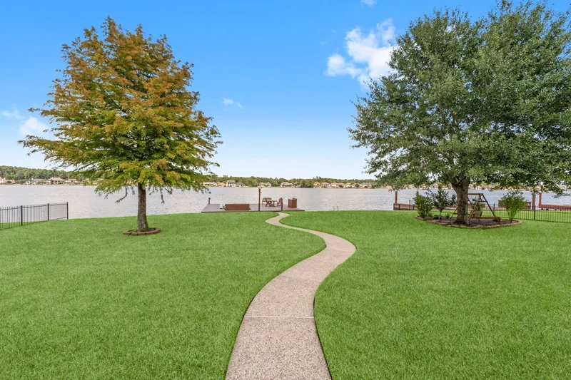 18675 W Cool Breeze Lane, Montgomery, TX 77356, Montgomery, Texas, United States. - Photo 42