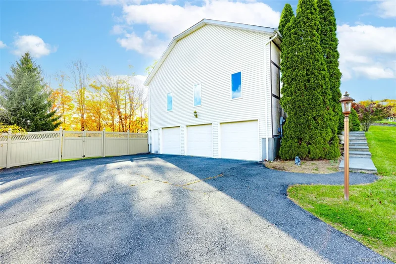 13 Mesa Place, Nanuet, NY 10954, Nanuet, New York, United States. - Photo 4