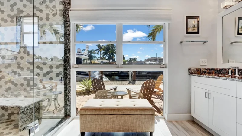 2524 SE 9th St, Hillsboro Beach, Florida, United States. - Photo 24