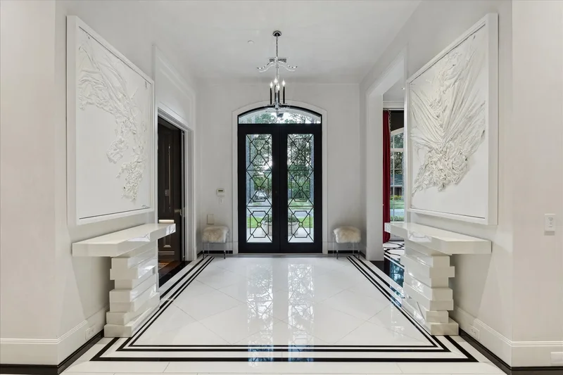 220 Merrie Way Lane, Houston, TX 77024, Houston, Texas, United States. - Photo 2