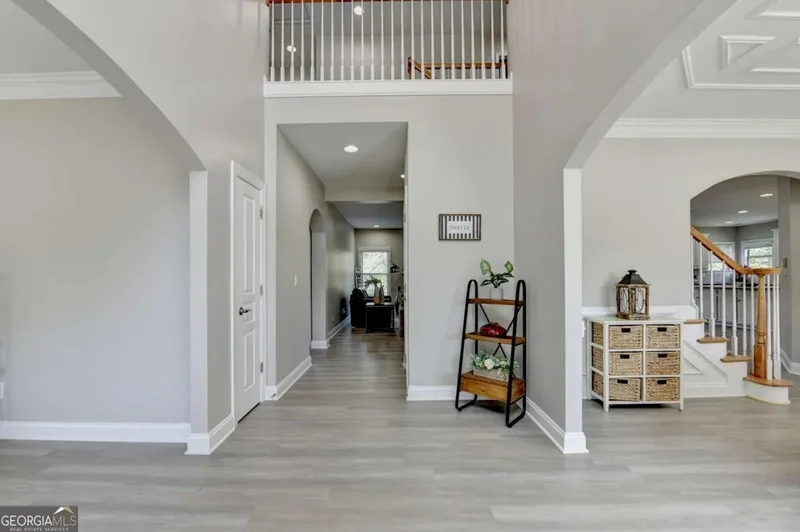 Single Family Residence in Cumming