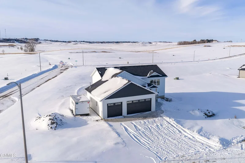 3511 Silver Leaf Avenue Nw, Mandan, ND 58554, Mandan, North Dakota, United States. - Photo 49