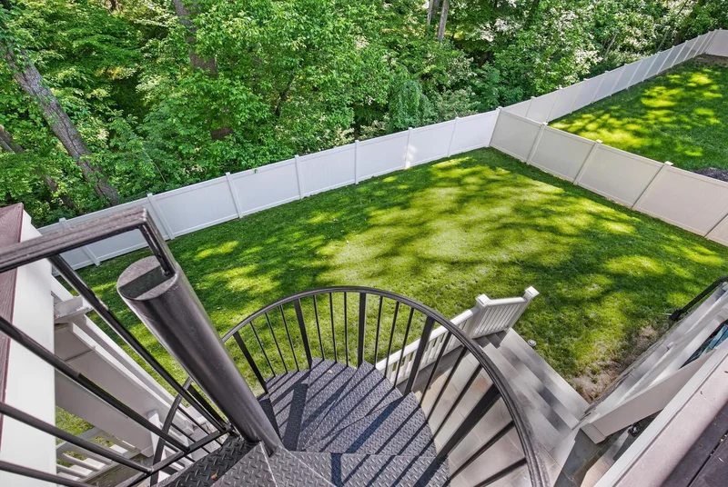 7004 River Oaks Drive , Mclean, VA 22101, McLean, Virginia, United States. - Photo 47