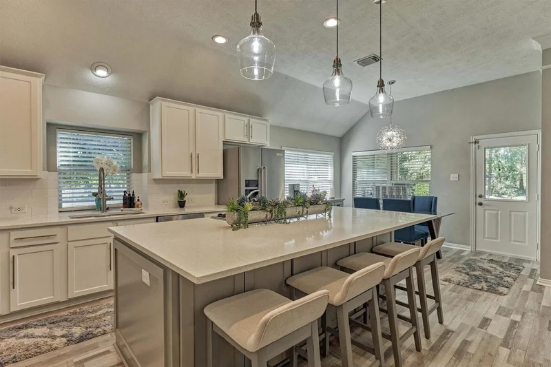 33203 E Border Oak Court, Magnolia, TX 77354, Magnolia, Texas, United States. - Photo 19