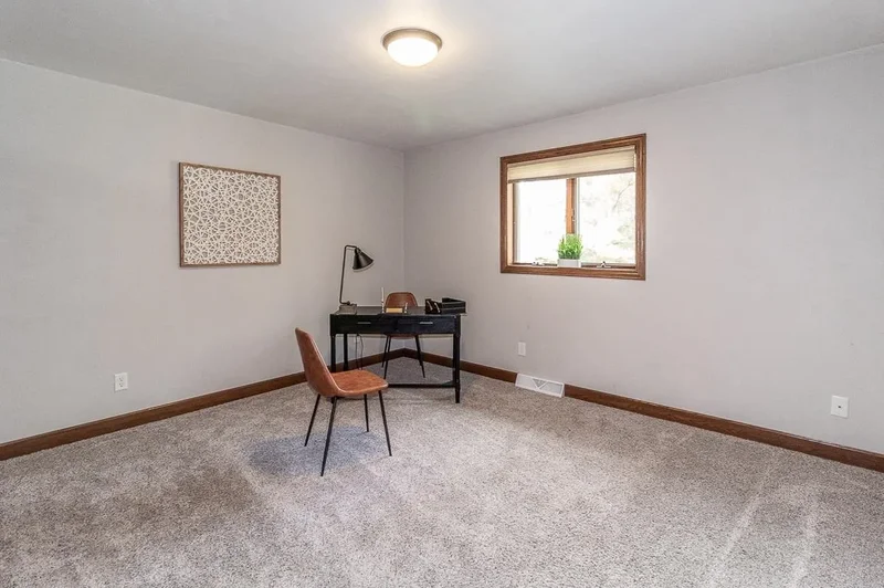 E8130 Flease Road , 2, New London, WI 54961-8021, New London, Wisconsin, United States. - Photo 60