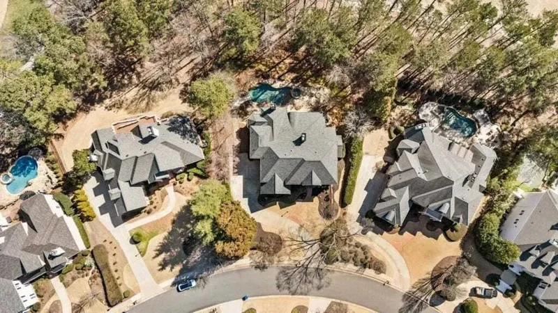 2250 Blackheath Trace, Alpharetta, Georgia, United States. - Photo 50