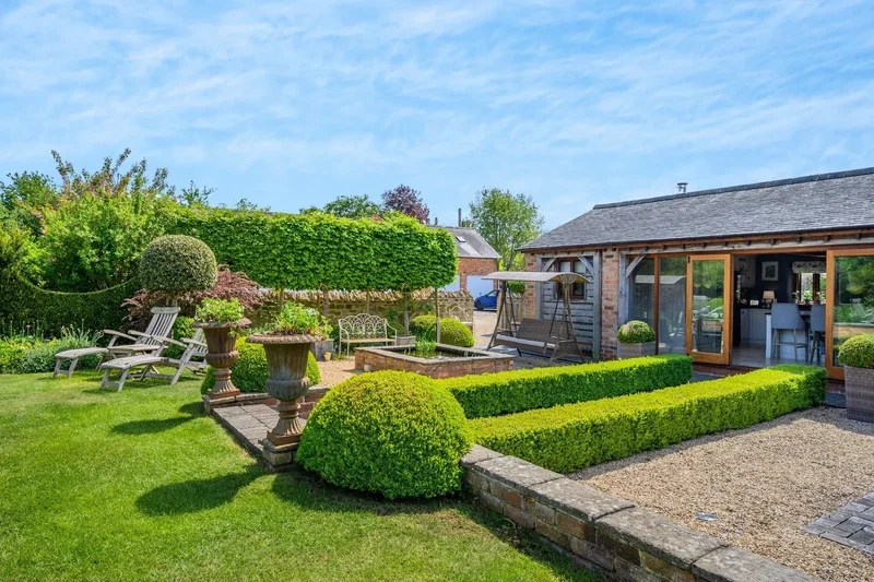 Darlingscott Court, Darlingscott, Shipston-on-Stour, Warwickshire, Darlingscott, England, United Kingdom. - Photo 11