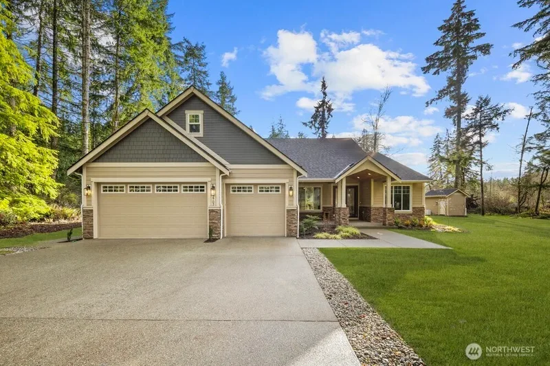 2703 44th Avenue NW, Olympia, WA 98502, Olympia, Washington, United States. - Photo 2