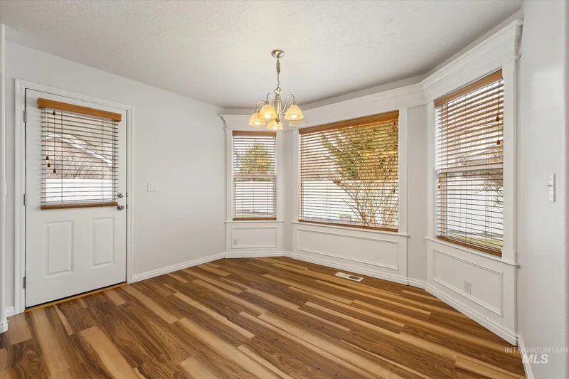 5282 N Schumann Ave, Meridian, ID 83646, Meridian, Idaho, United States. - Photo 16