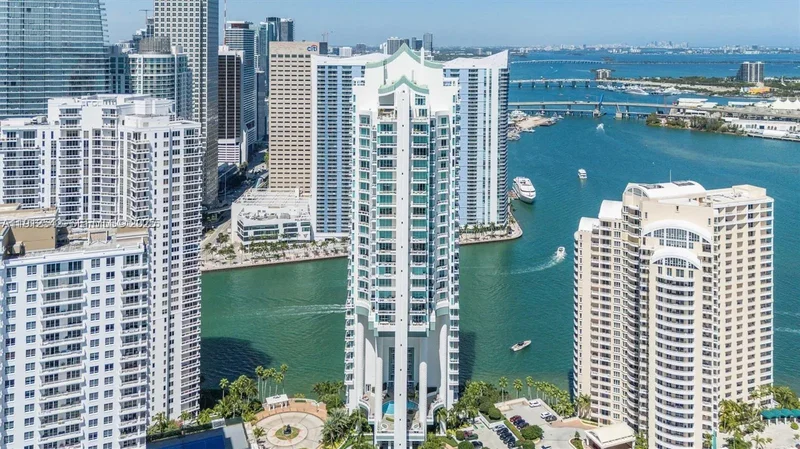900 Brickell Key Blvd 1502, Miami, Florida, United States. - Photo 15