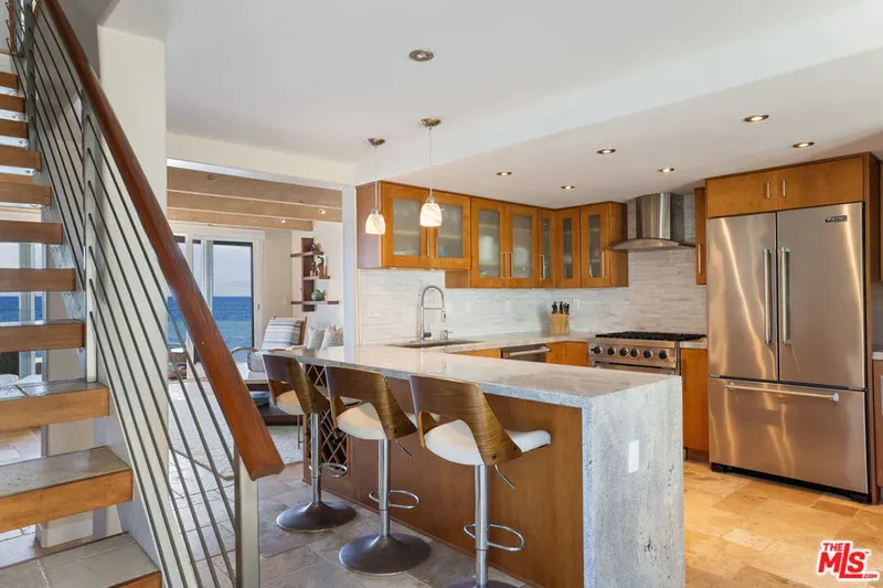 11770 Pacific Coast Highway Q, Malibu, California, United States. - Photo 38