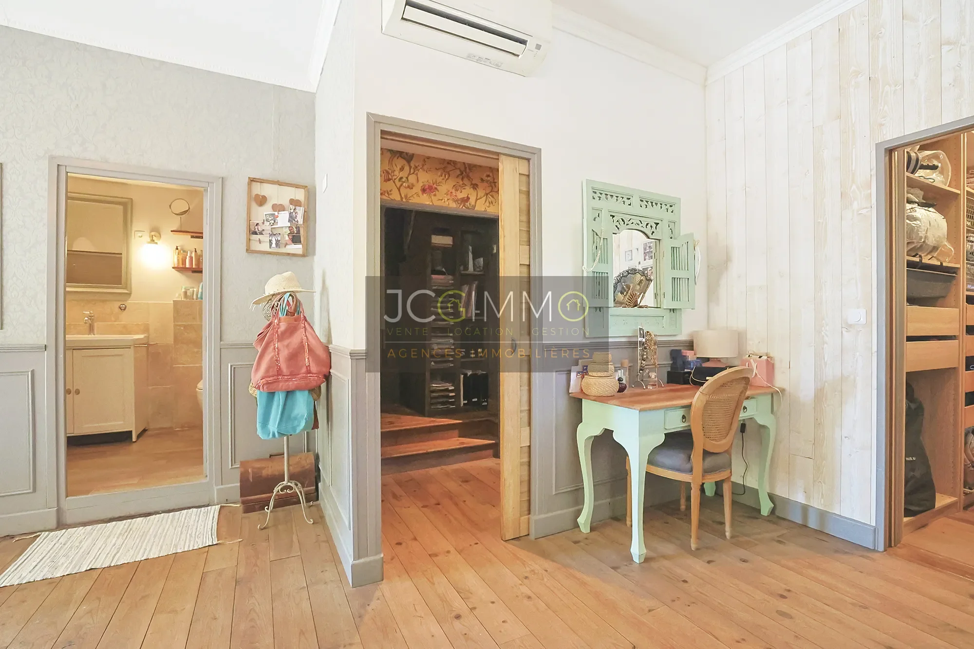 Gallery photo 9