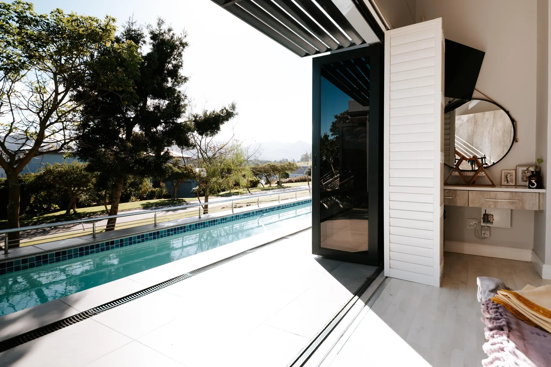 Exterior photo 11
