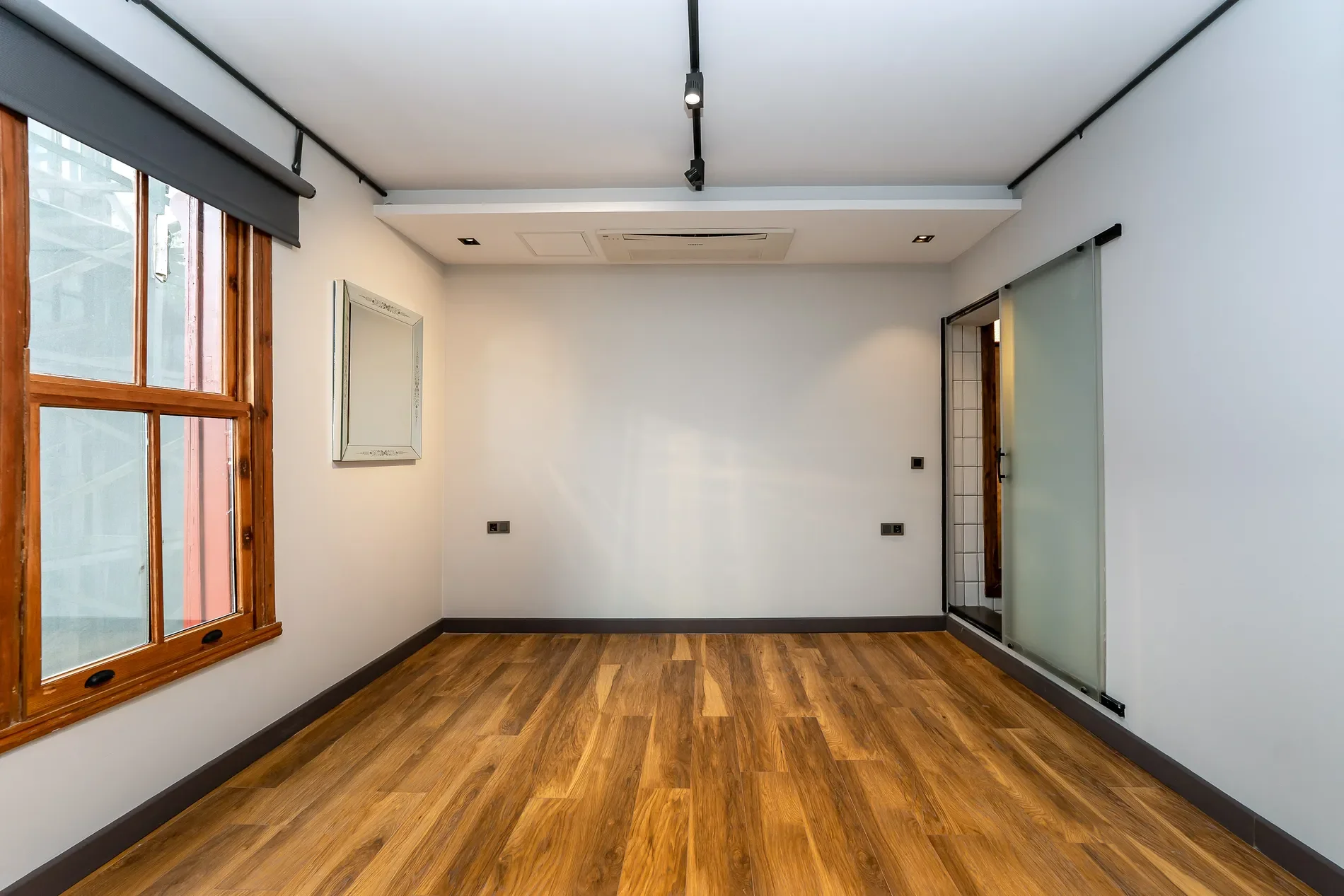 Gallery photo 9