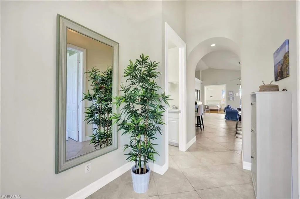 684 98th AVE, Naples, FL, 34108, USA, Naples, Florida, United States. - Photo 1
