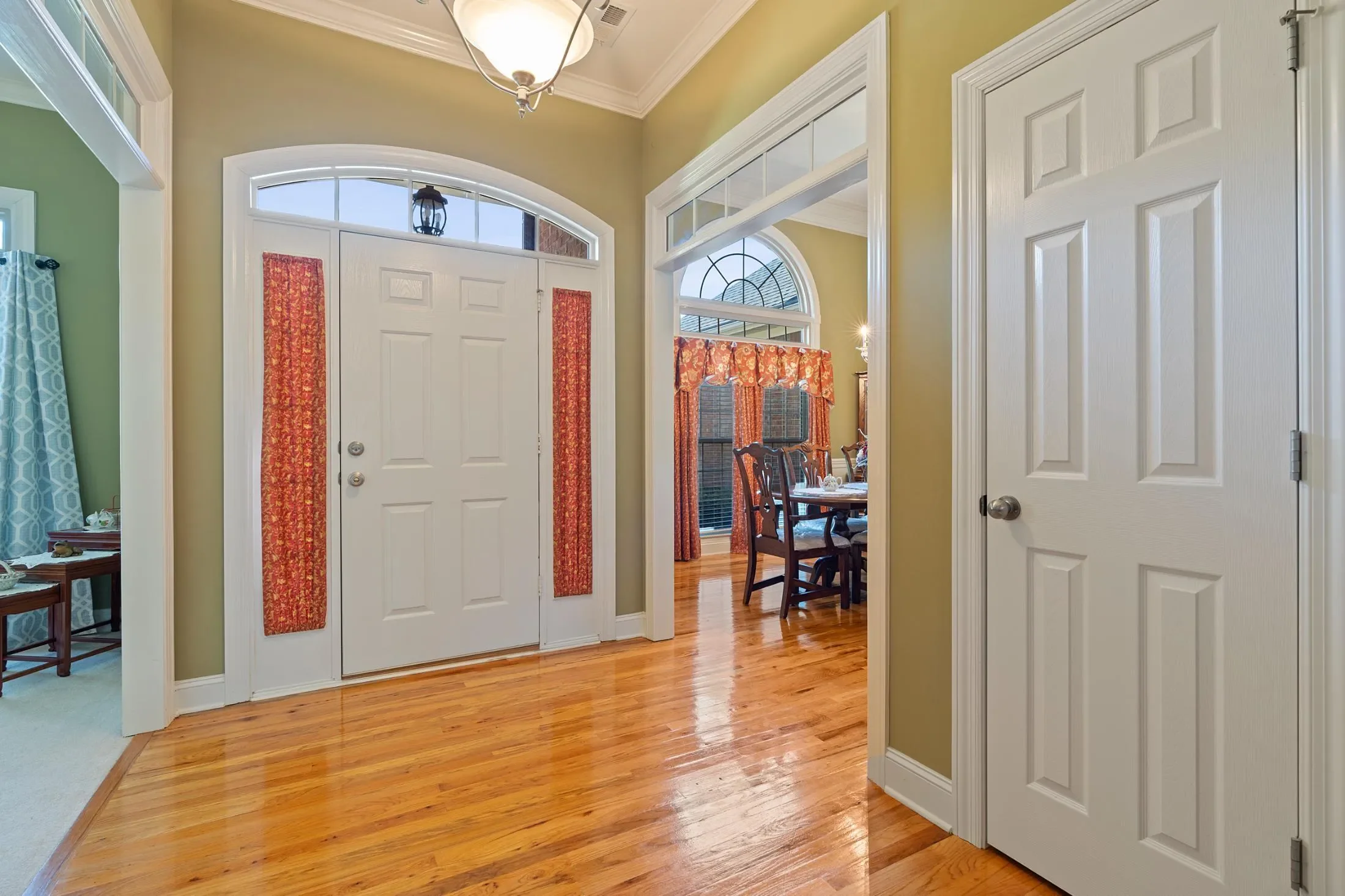 Gallery photo 3