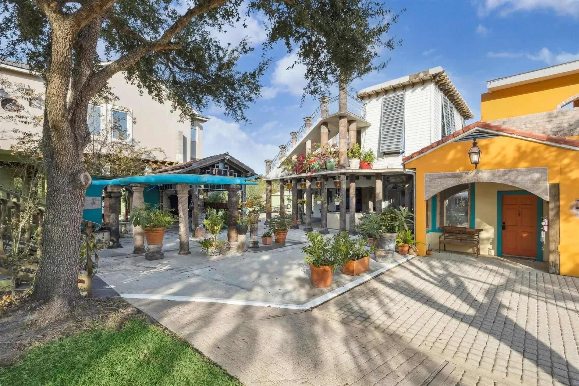 614 Pine Gully Road, Seabrook, Texas, United States. - Photo 34