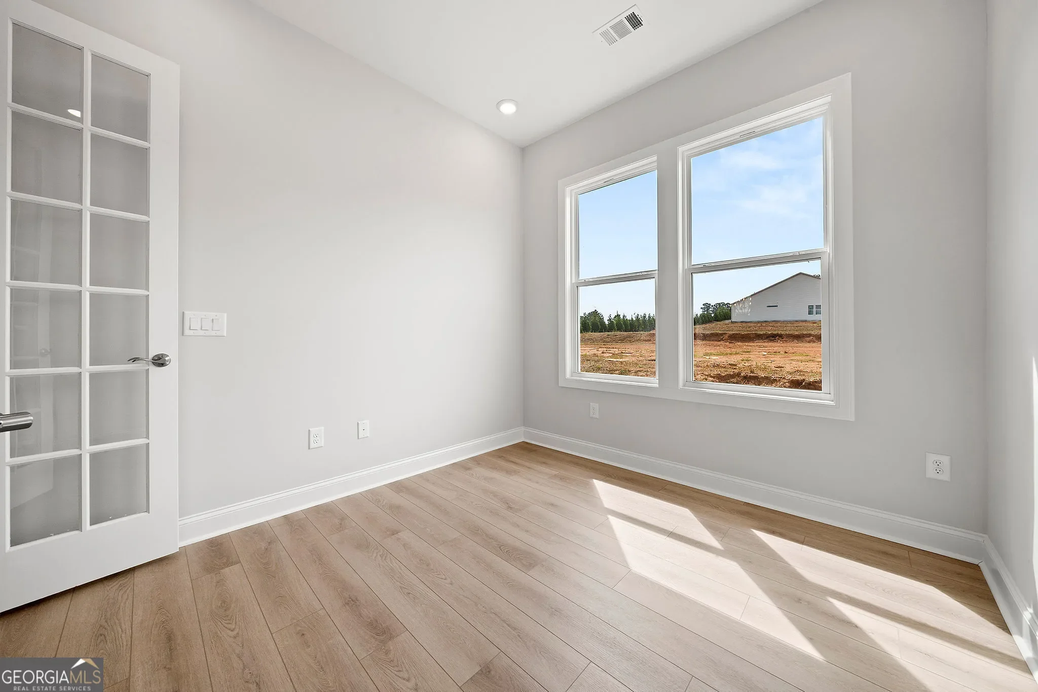 158 Catalina CT, Newnan, Georgia, United States. - Photo 17