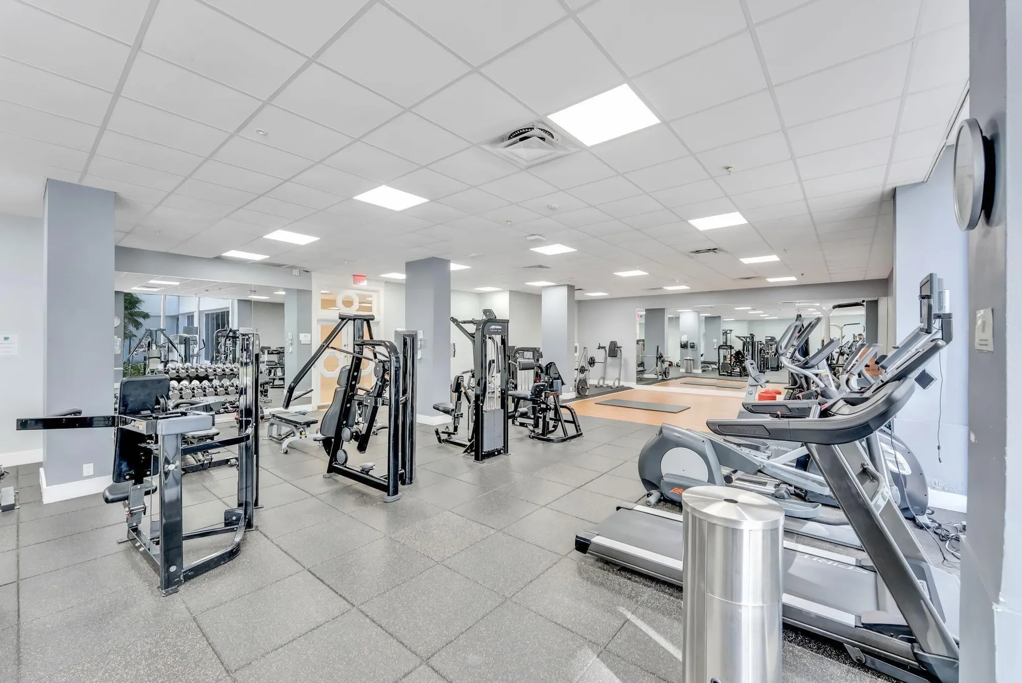 2030 S Ocean Drive, Hallandale Beach, Florida, United States. - Photo 34