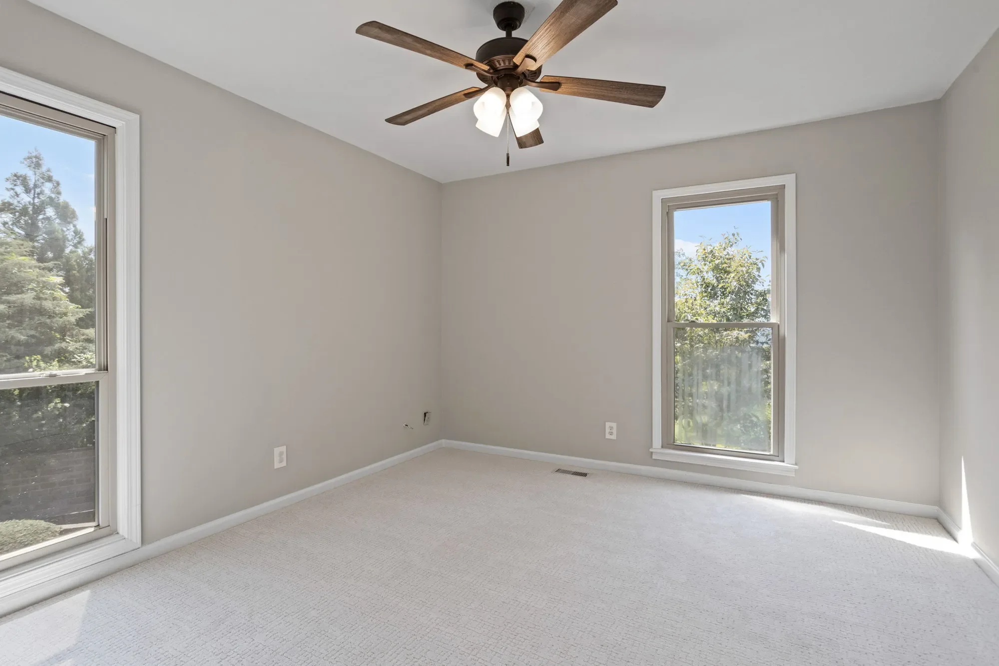 600 Packs Mountain Ridge Road , Taylors, SC 29687, Taylors, South Carolina, United States. - Photo 23