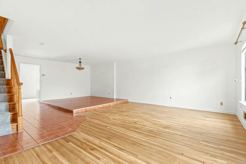 Meadow Lane, North Bergen, New Jersey, United States. - Photo 16
