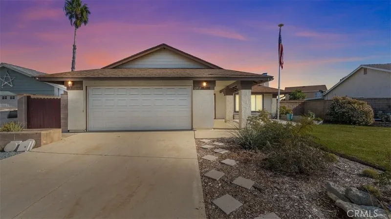 4 Bedrooms Single Family Detached