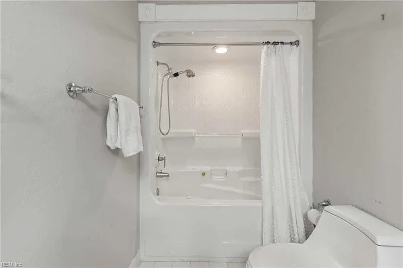 425 W York Street, Norfolk, Virginia, United States. - Photo 25