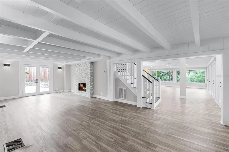 311 E 8th Avenue, Windermere, FL 34786, Lake Butler, Florida, United States. - Photo 33