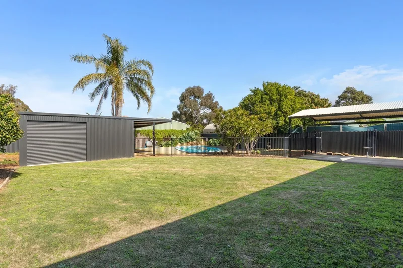 40 Bugendore Street Maida Vale, Perth, WA 6057, Perth, Western Australia, Australia. - Photo 19