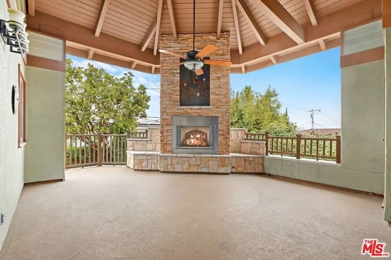 9343 Sawyer Street, Los Angeles, California, United States. - Photo 24