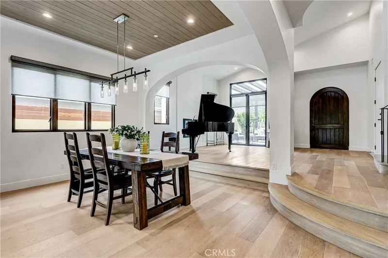 118 Via Buena Ventura, Redondo Beach, CA, 90277, USA, Torrance, California, United States. - Photo 2
