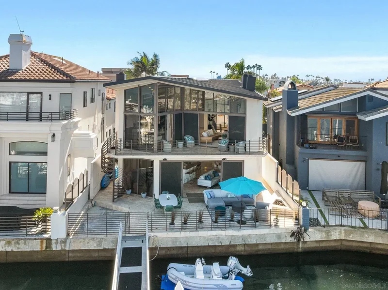 25 The Point, Coronado, California, United States. - Photo 44