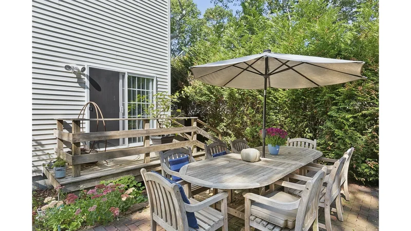 32 Atlantic Ave, Hampton Bays, New York, United States. - Photo 13