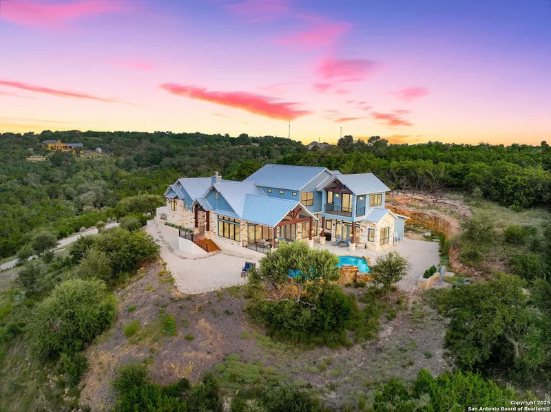 1023 Comanche Rdg, New Braunfels, TX 78132, New Braunfels, Texas, United States. - Photo 54