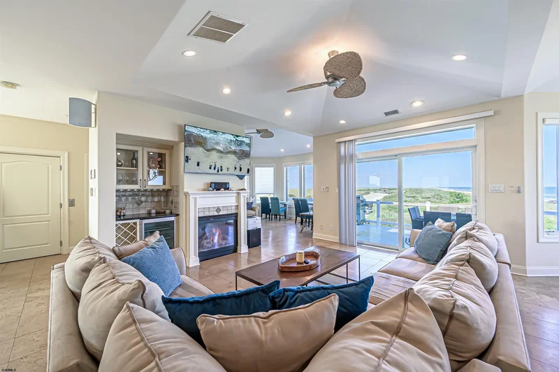 218 15th St N, Brigantine, NJ 08203, Brigantine, New Jersey, United States. - Photo 19