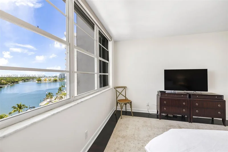 5660 Collins Ave 8D, Miami Beach, Florida, United States. - Photo 18